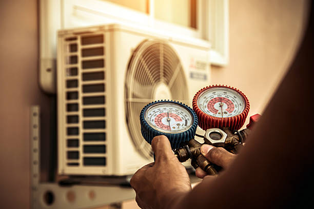 Professional Hvac technician working in Auburntown, TN